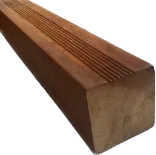 Paal Niove 68x68mm glad/geribd en gepunt FSC®100% 300cm-