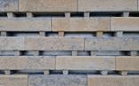 Waterpasserende longstone opritsteen 7 cm musselkalk
