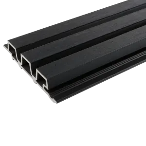 WPC WEO35 Gardenwall 33x170mm (wb 140mm) 290cm Ebony Black-Optiek van hedendaags open latwerk