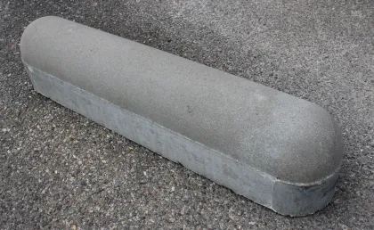 Parkeerstootband 20x20x100 dubbelzijdig grijs-Voor het aangeven van parkeervakken