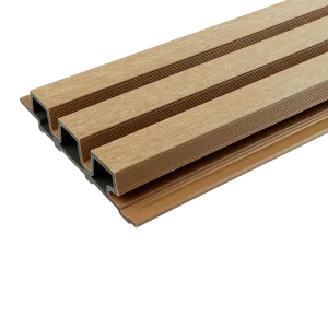 WPC WEO60 Gardenwall 33x170mm (wb 140mm) 290cm Cedar-Optiek van hedendaags open latwerk