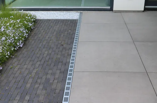 Trommelsteen 20x5x7 antraciet-Waterdoorlatend