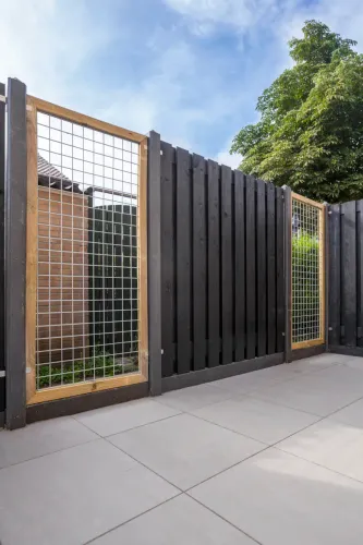 Tuinscherm Breukelen (19+2) Vuren Zwart gespoten 180x180cm-Geschaafd