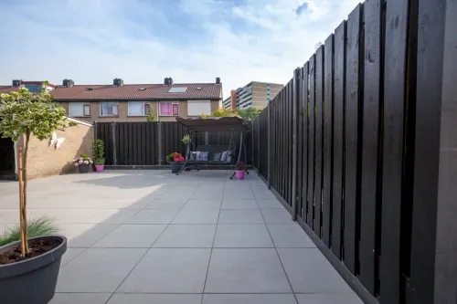 Tuinscherm Breukelen (19+2) Vuren Zwart gespoten 180x180cm-