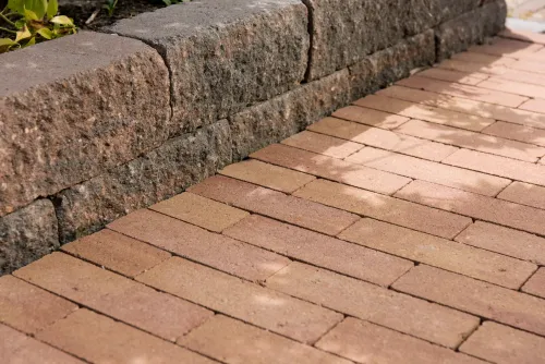 Strackstone+ Dikformaat 21x7x8 vlak wijnrood/oker genuanceerd PL3-Waterdoorlatend