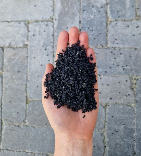 Randafwerking SBR rubbergranulaat zwart 20 kg / 40 lt