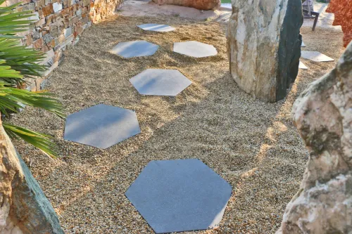 Staptegel Hexagon Basalto o60x52x2cm-Onderhoudsarm