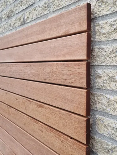 Keruing Scherm 50 180x180cm Premium-Sterke en dichte houtsoort