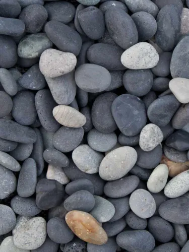 Beach Pebbles Antraciet 8-16mm BB (1m3 1800kg)-Geschikt voor de aanleg van een oprit met grindroosters